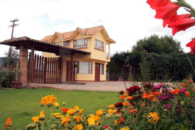 El Portal De Flores, Rural 3*